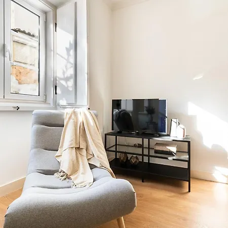 Designer 2bed1bath Mins To Famed Ramiro Restaurant *