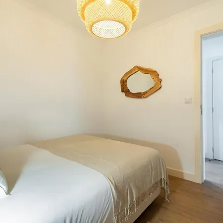 Designer 2bed1bath Mins To Famed Ramiro Restaurant Διαμέρισμα *